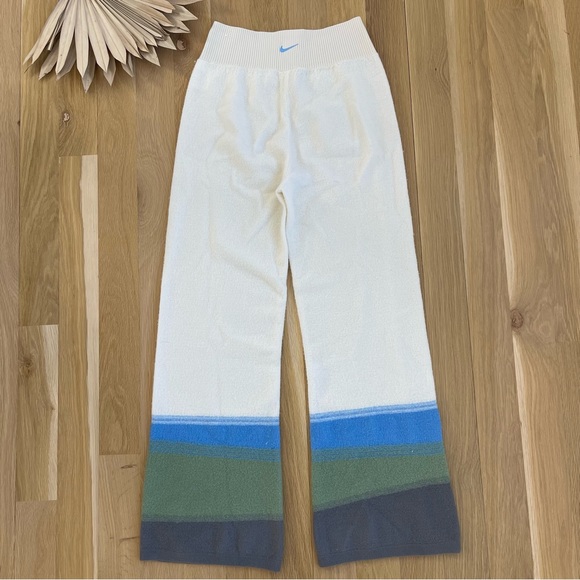 Nike Yoga Therma-Fit ADV Wool Cream Blue Green Grey Flare Pants Size Small - Picture 7 of 9